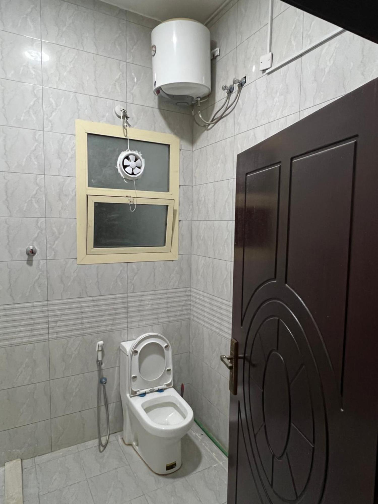 Cozy Private Studio Apartment Near Airport Abu Dhabi Exterior foto
